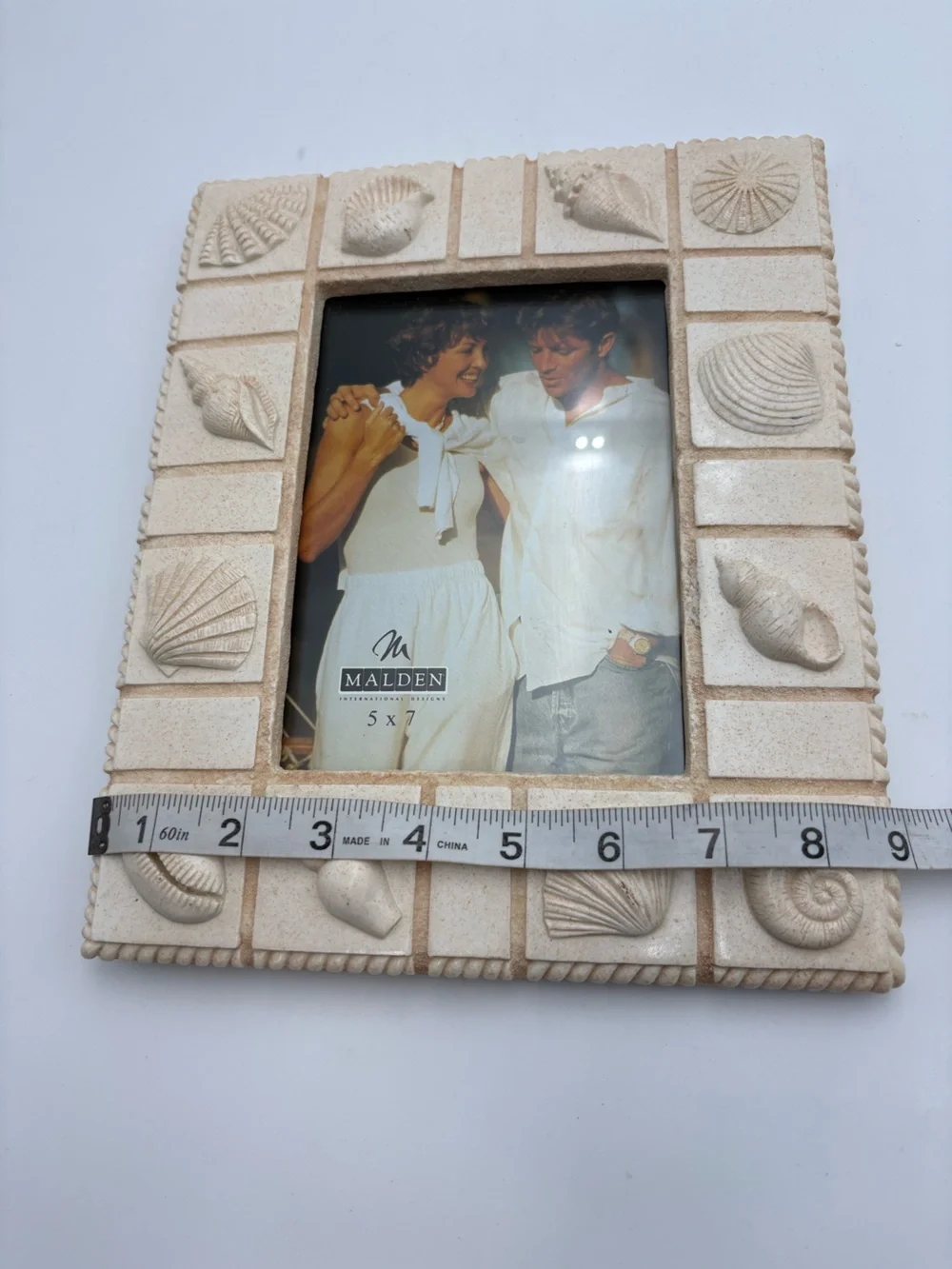 Vintage Malden Sandstone Shell Picture Frame in Cream